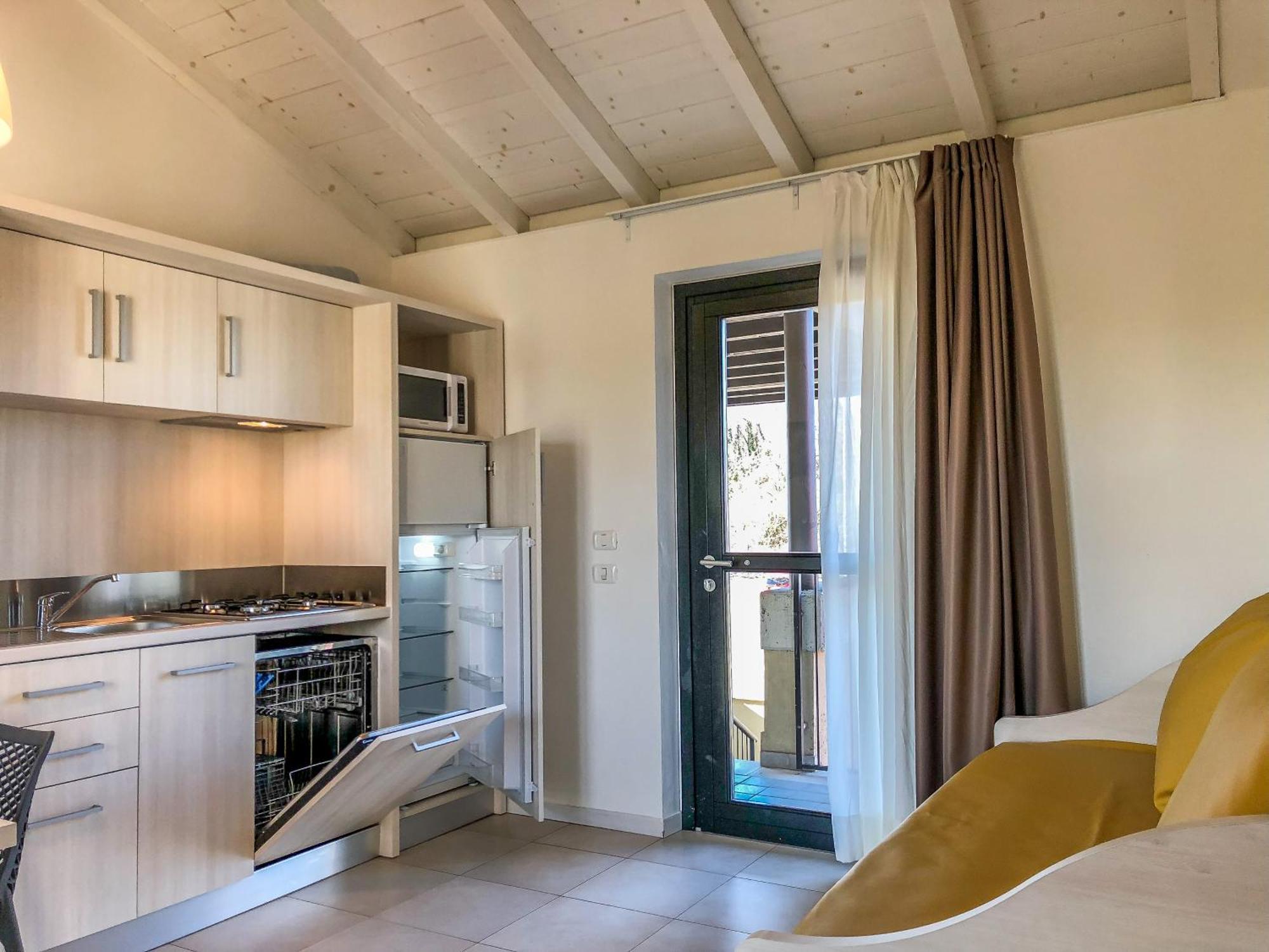 Belvedere Village 4*